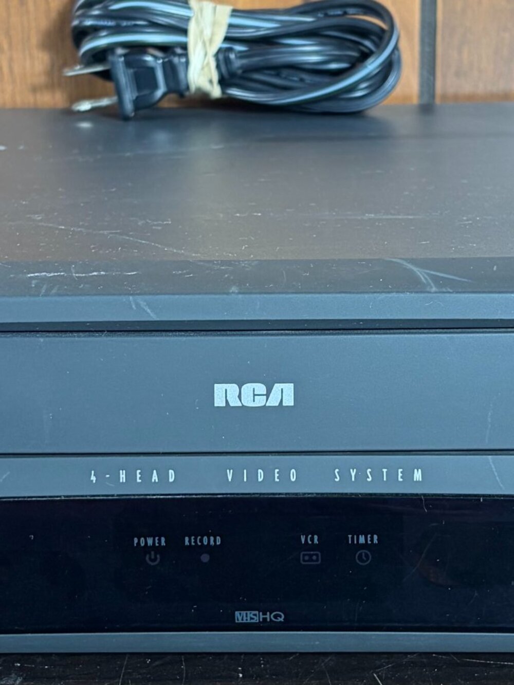 RCA VCR VR525 VHS Player 4-Head Accusearch Video Cassette Recorder - No Remote